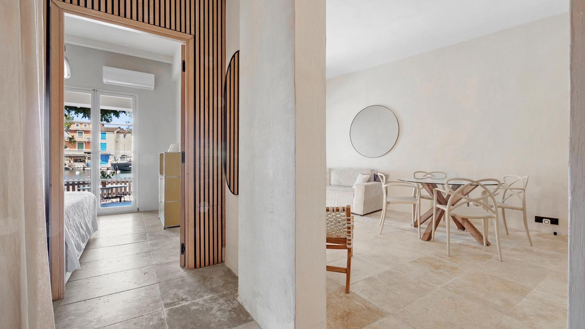 Appartement Amour Terrasse Sur L'Eau Grimaud Exterior foto